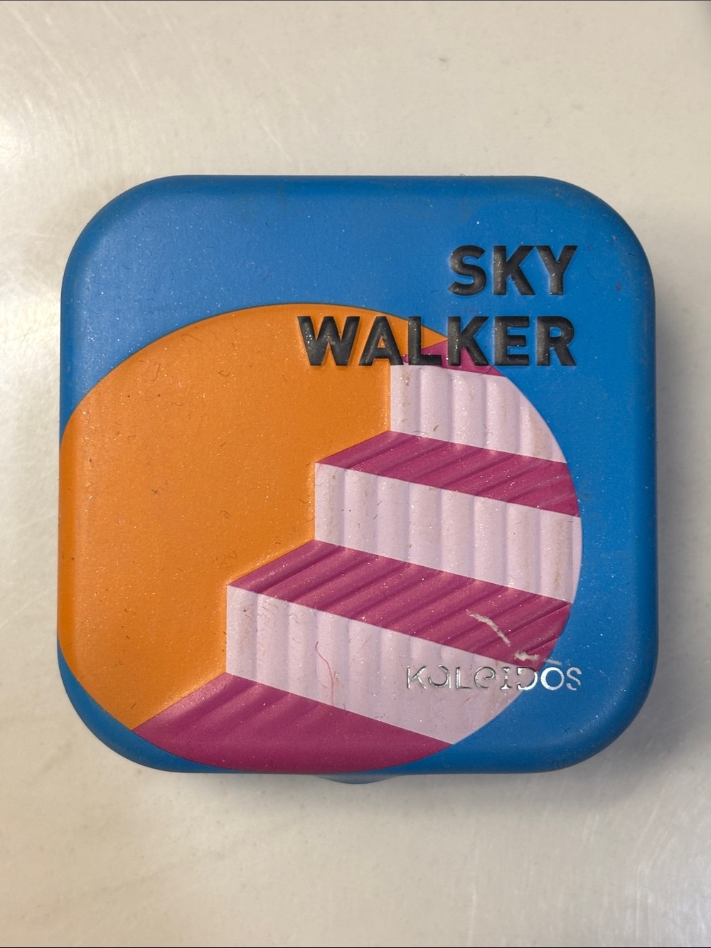 SPACE AGE HIGHLIGHTER IN SKY WALKER - KALEIDOS MAKEUP